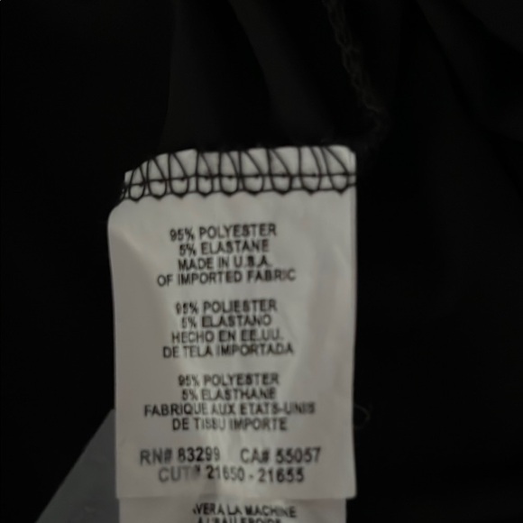 Annalee + Hope Elegant Black Jumpsuit With V-neck & Wide Asymmetric legs - Picture 4 of 5